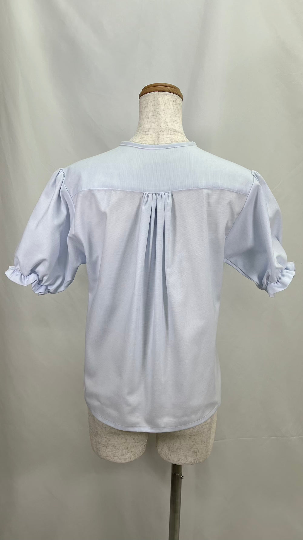 Remake Storing Ribbon No-Collar Blouse