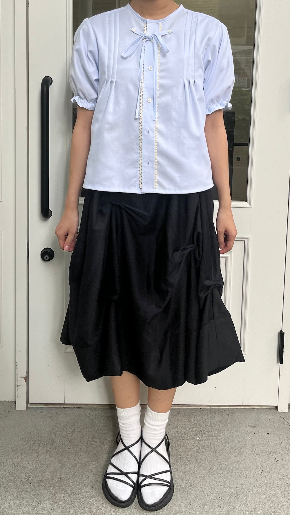 Remake Storing Ribbon No-Collar Blouse