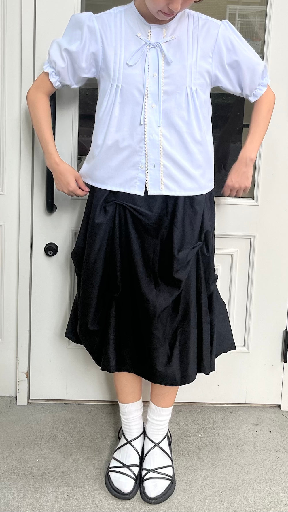 Remake Storing Ribbon No-Collar Blouse