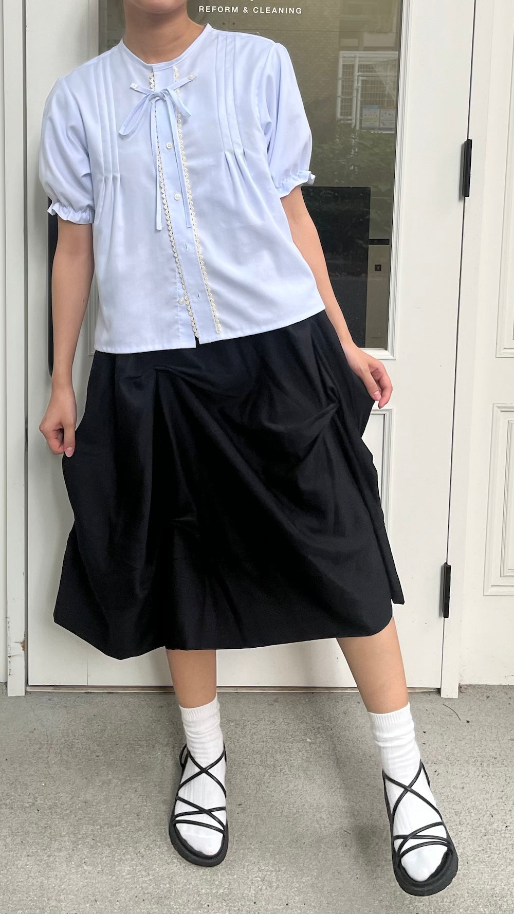 Remake Storing Ribbon No-Collar Blouse