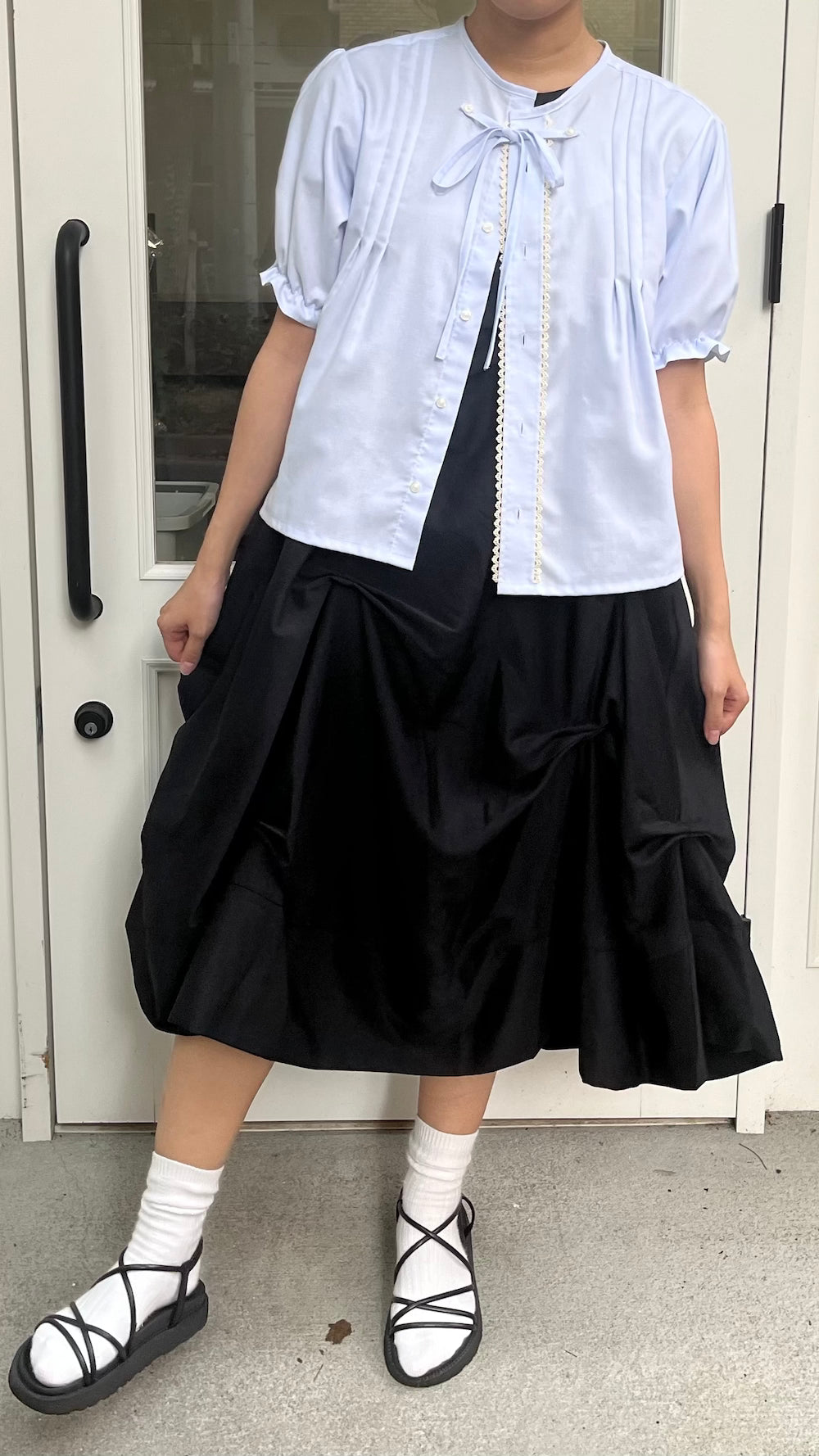 Remake Storing Ribbon No-Collar Blouse